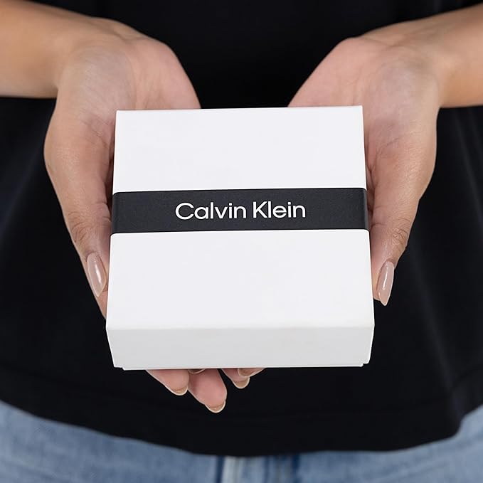 Calvin Klein - Image 6